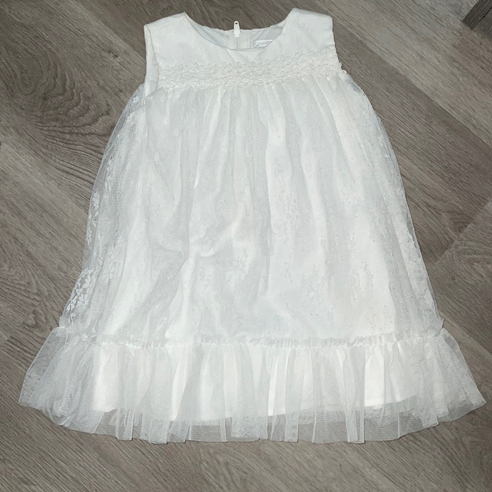 Beautiful all white 24month toddler gown.